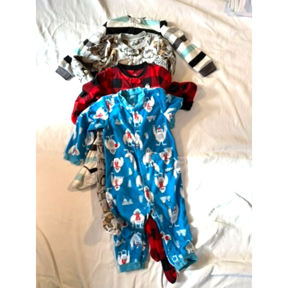 Set of 4 fleece pajamas to keep little ones cosy during winter nights